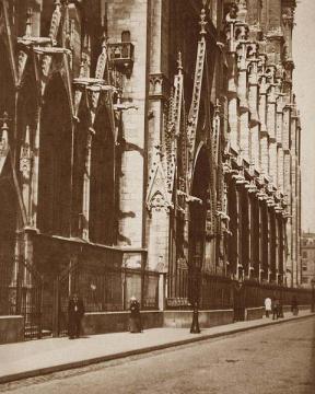 Notre Dame-Side Front